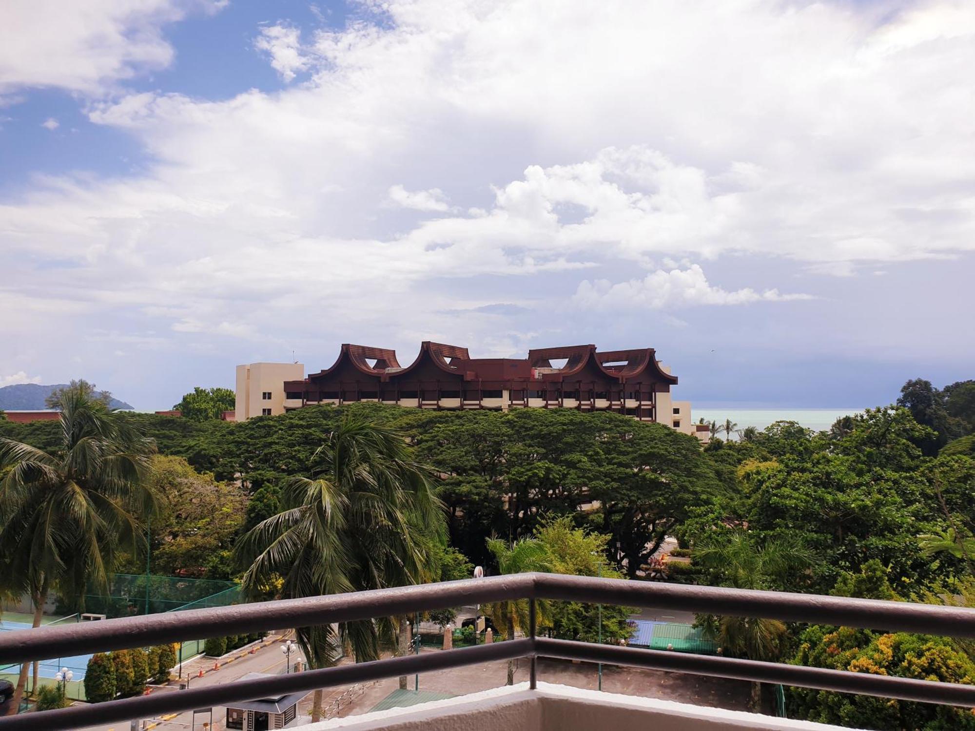 Sri Sayang By Coral Holiday Resort Batu Feringgi Exterior foto
